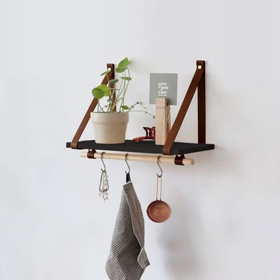 요청대로 45X20 검은 PU 갈색 가죽 스트랩 벽 부동 선반 나무 선반 현대