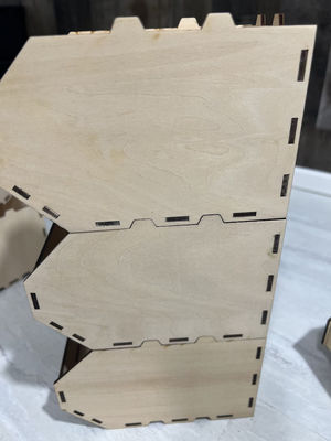 현대적인 디자인과 사무실 용품 저장용으로 된 목재 데스크톱 조직기 저장용품