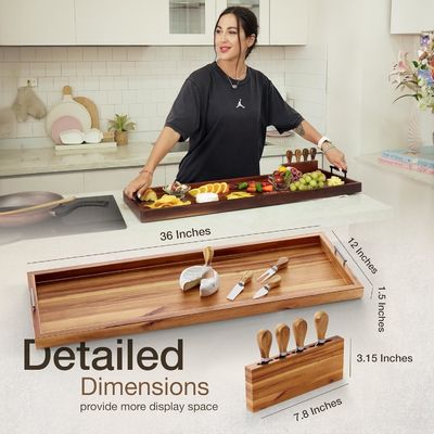 큰 목재 서비스 보드 좋아하는 치즈를 표시하고 서비스하기 위해 완벽