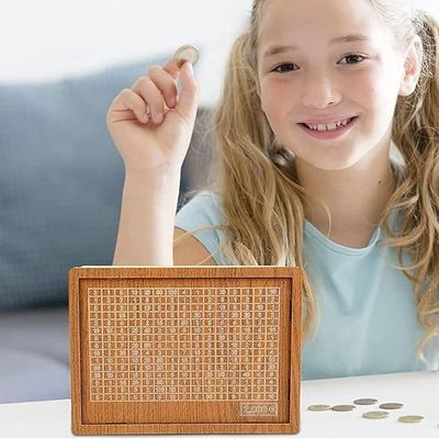 상자 와 함께 만든 목조 돼지 뱅크 - 돈 절약 목표 를 달성 할 수 있는 재미있고 실용적인 방법