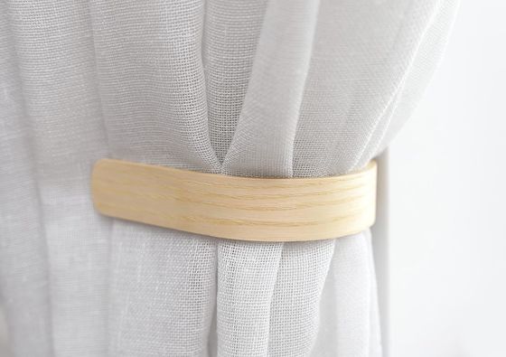 기념일 기념식용 2개의 현대 농장 디자인으로 된 목재 커튼 풀백 세트