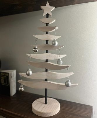 환경 친화적 인 소재 현대 화려 한 나무 크리스마스 트리 보다 친환경적 인 휴가