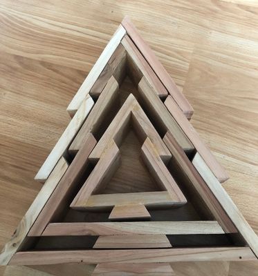 목조 크리스마스 트리 당신의 요청으로 완벽한 축제 분위기를 만들기 위해