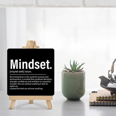 래크 된 가정 장식. 선물 오피스 데스크에 대한 영감을 주는 동기 부여 된 나무 표지판