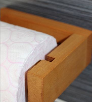 귀하의 요청에 따라 손으로 만든 목조 욕실 수건 기기 욕실 화장실 종이 벽 선반