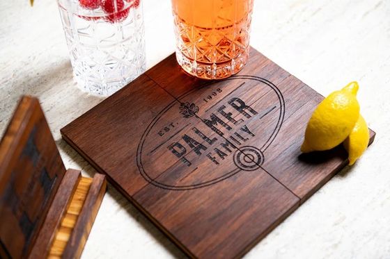 가문의 이름 가루 또는 소나무 MDF로 만든 선택적 인 홀더와 함께 코스터