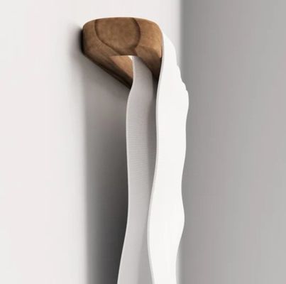 귀하의 요청으로 욕실 나무 수건 기기 벽에 장착 된 긴 헝거 드라이어 디스플레이 랙