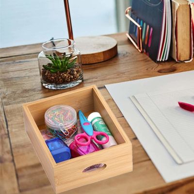 맞춤형 저장 솔루션을위한 조각 된 친환경 고형 목재 세탁 패드 컨테이너