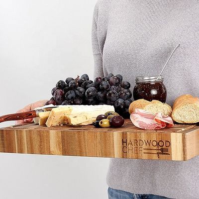 간편 한 주방 절단판, 받침대 를 가지고 책상 을 깨끗 하고 정리 하십시오