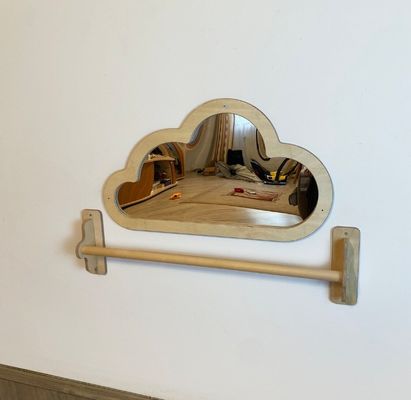 몬테소리 거울 목재 바와 공간 최적화를 위해 아기 바닥 거울을 끌어올리십시오