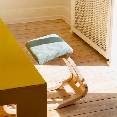 손으로 만든 천연 애쉬 오리지널 어르고노믹 오피스 무릎 의자