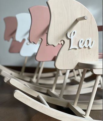 홈 오피스 개인화 된 목재 로킹 말 장난감 목재 말 몬테소리 로킹 말 스윙