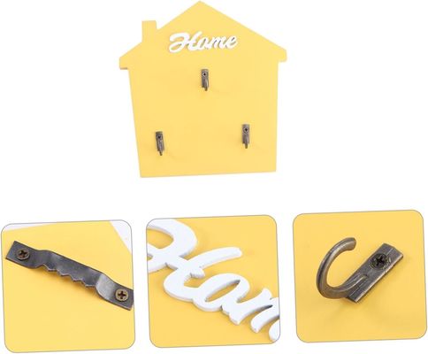 입구 자연 나무 색의 목재 톱니가 있는 진흙실 메일 홀더와 키 래크