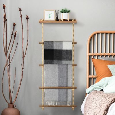 5층의 목재 사다리 선반 농장 담요 보관용 촌락 쿼트 랙