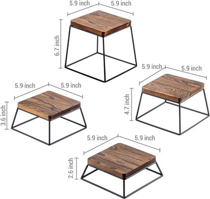 높은 양 소화 된 목재 검은 금속 철사 광장 음식 디스플레이 목재 피자 스테인