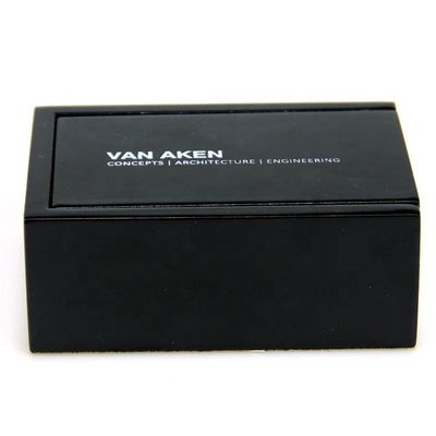 9x6.7x3.8cm 다이스 컵 상자에 맞춤형 검은 나무 중형 다이스 포장 상자