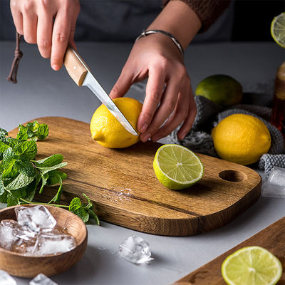 용납된 맞춤형 크기의 과일 및 포스팅을 위한 검은 아가씨 나무 빵판 40x23cm