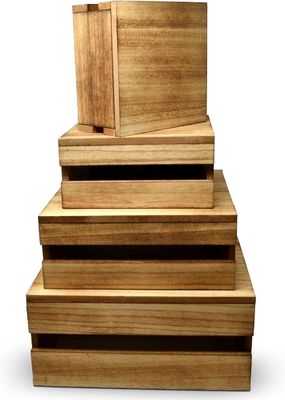 시골 스타일의 목조 케이크 스탠드 세트 4 개 맞춤 로고 케이크 표시를 위해 허용됩니다.