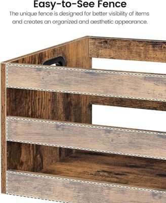 높은 양의 빈티지 목재 파일 저장 장치와 함께 거실 비닐 레코드 저장 조직기