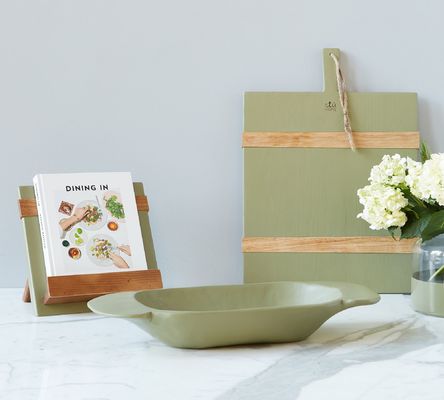 손으로 만든 재활용 된 목재 요리책 보관소 부엌 조직을위한 소나무와 오크 슬레이트