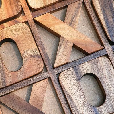 어린이용 목재 틱타크 발가락 XO 체스 게임 세트 재미와 학습을 위한 사용자 지정 틱타크