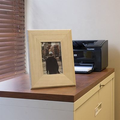 8.2 x 0.6 x 10.6 인치 타임리스 디자인과 함께 데스크톱 자연 나무 사진 프레임