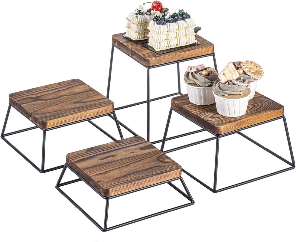 높은 양 소화 된 목재 검은 금속 철사 광장 음식 디스플레이 목재 피자 스테인